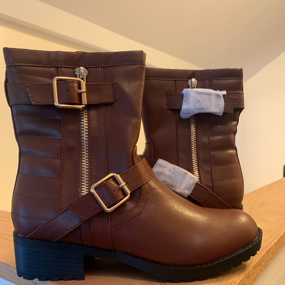 Brand New In box ankle boots !!!